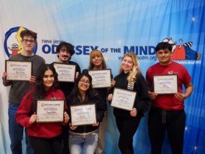 All seven of the Harold Kurtz scholarship winners posing for a picture.